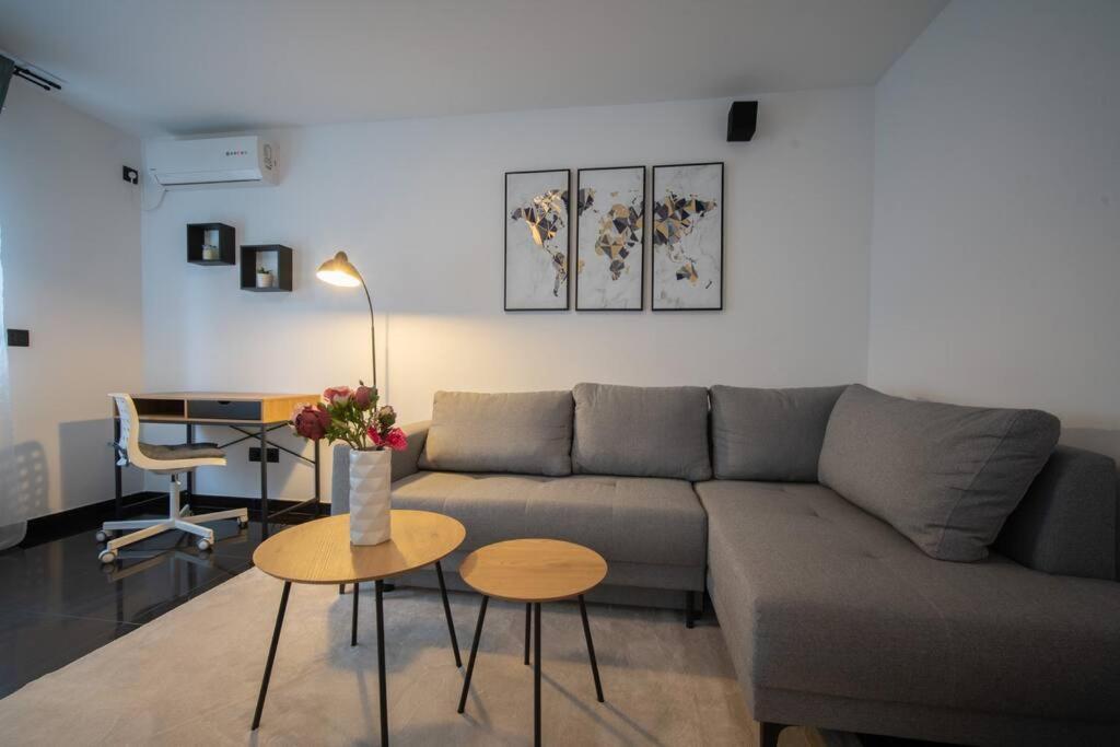 Apartment Hesa- 4 Star Apartment Rijeka Exterior photo